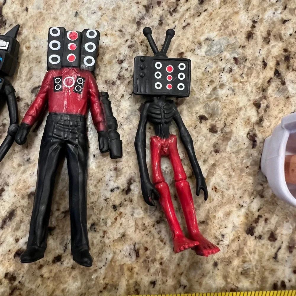 Skibidi Toilet Action Figure Lot 5pc Speaker Man TV Man Titan Meme Toys